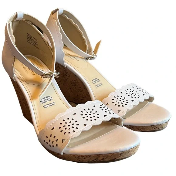 Liz Claiborne Shoes Liz Claiborne Womans Size White Wedge